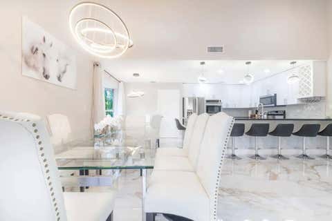 Tiny photo for 2060 Amesbury Circle, Wellington, FL 33414 (MLS # B26050118)