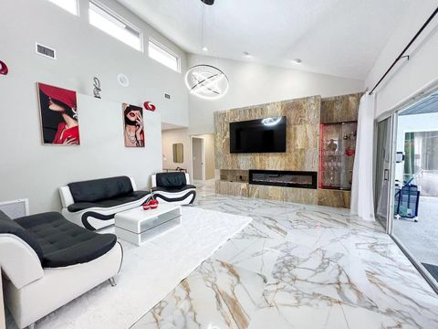 Tiny photo for 2060 Amesbury Circle, Wellington, FL 33414 (MLS # B26050118)