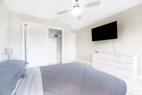 Tiny photo for 2060 Amesbury Circle, Wellington, FL 33414 (MLS # B26050118)