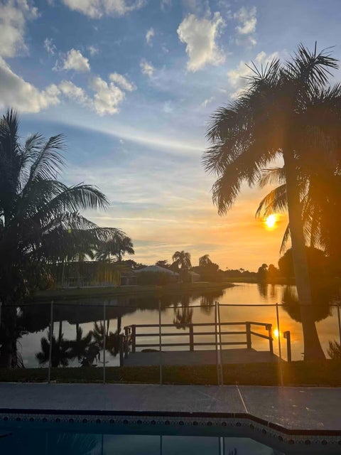 Tiny photo for 2060 Amesbury Circle, Wellington, FL 33414 (MLS # B26050118)