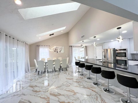 Tiny photo for 2060 Amesbury Circle, Wellington, FL 33414 (MLS # B26050118)