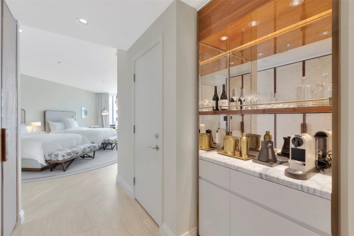 525 N Fort Lauderdale Beach Boulevard 1404