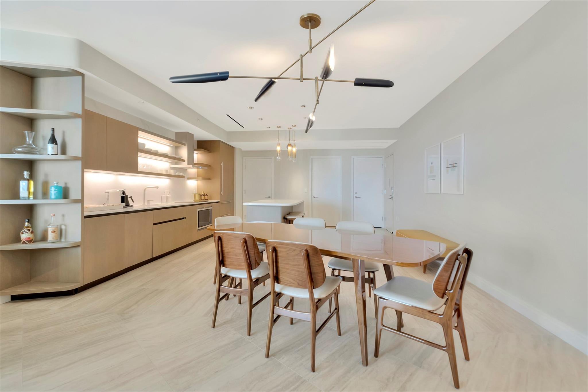 Four Seasons - Residential