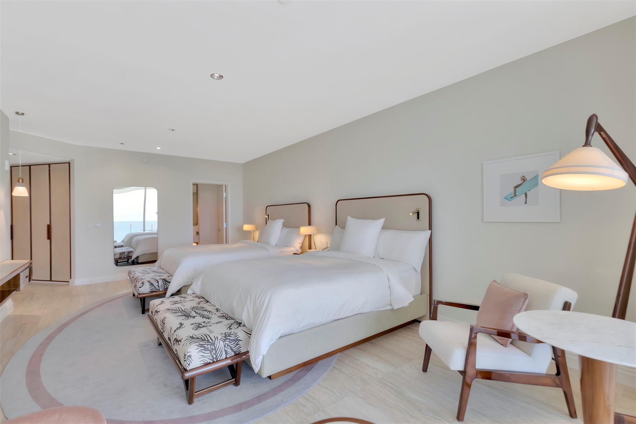 Four Seasons - Residential