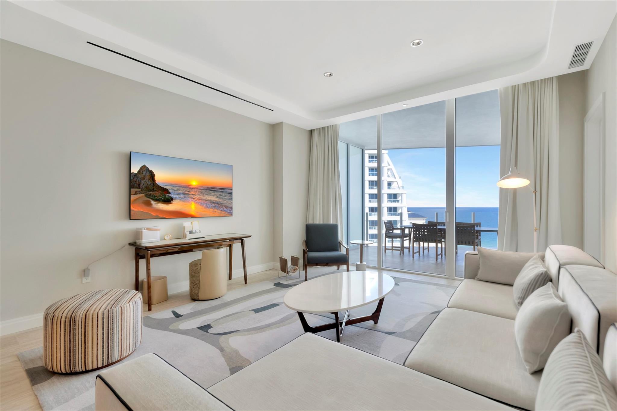 Four Seasons - Residential