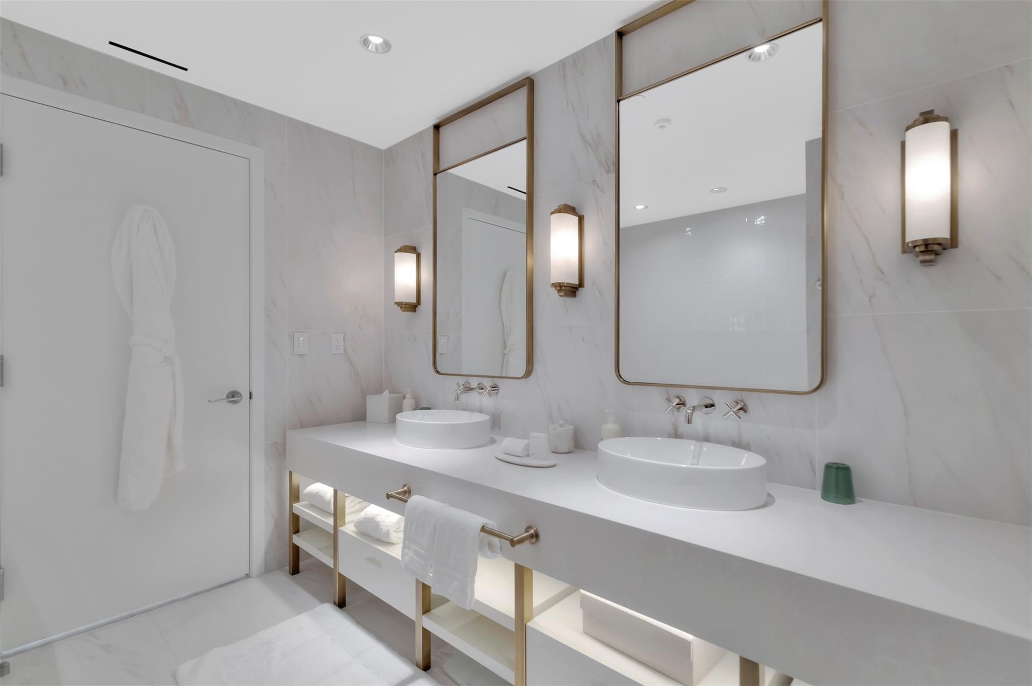 Four Seasons - Residential