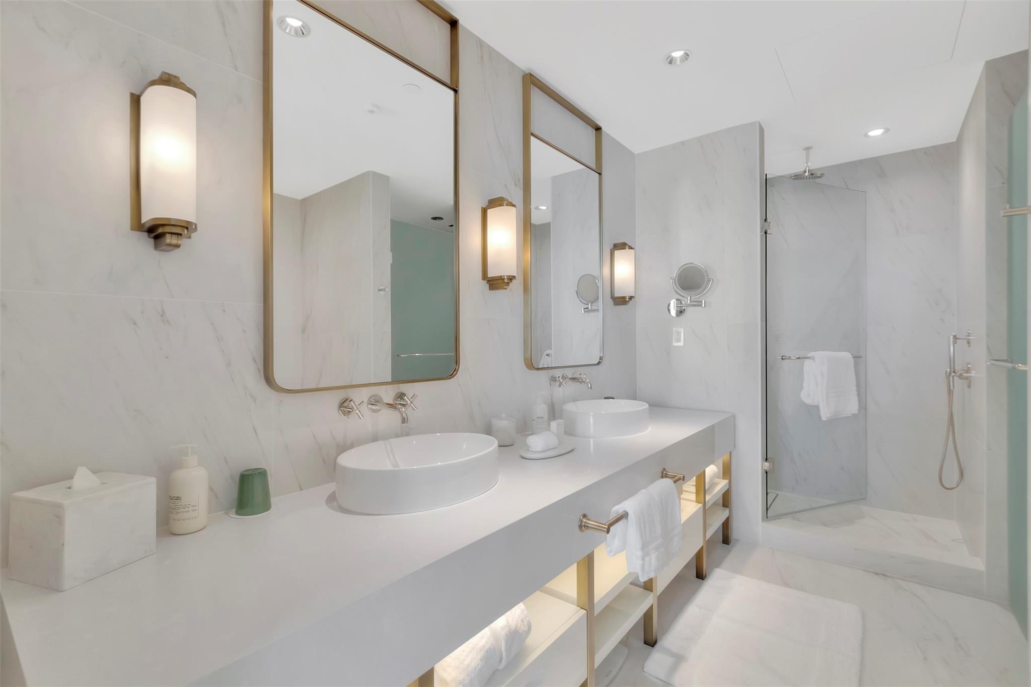 Four Seasons - Residential