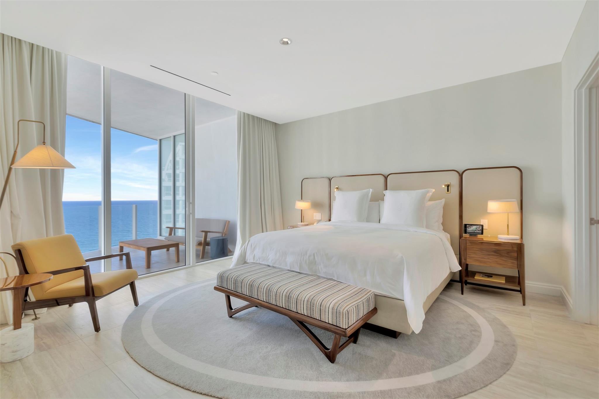 Four Seasons - Residential