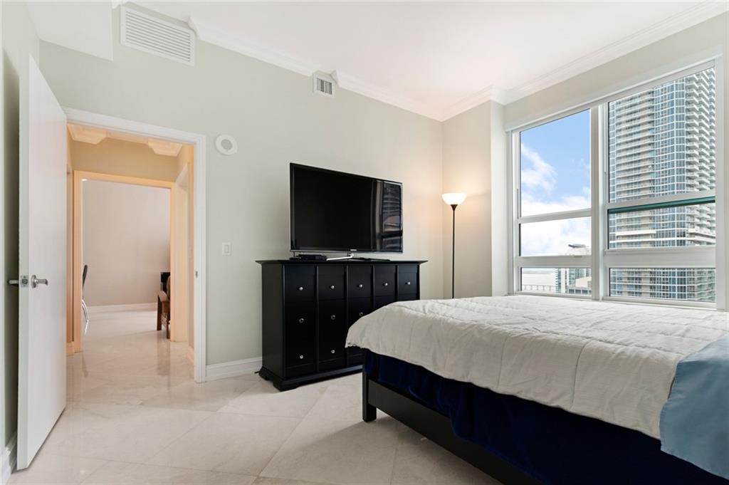 The Plaza at Brickell - Residential