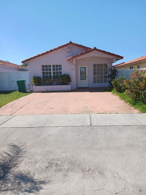 8808 NW 112th Ter Hialeah FL 33018