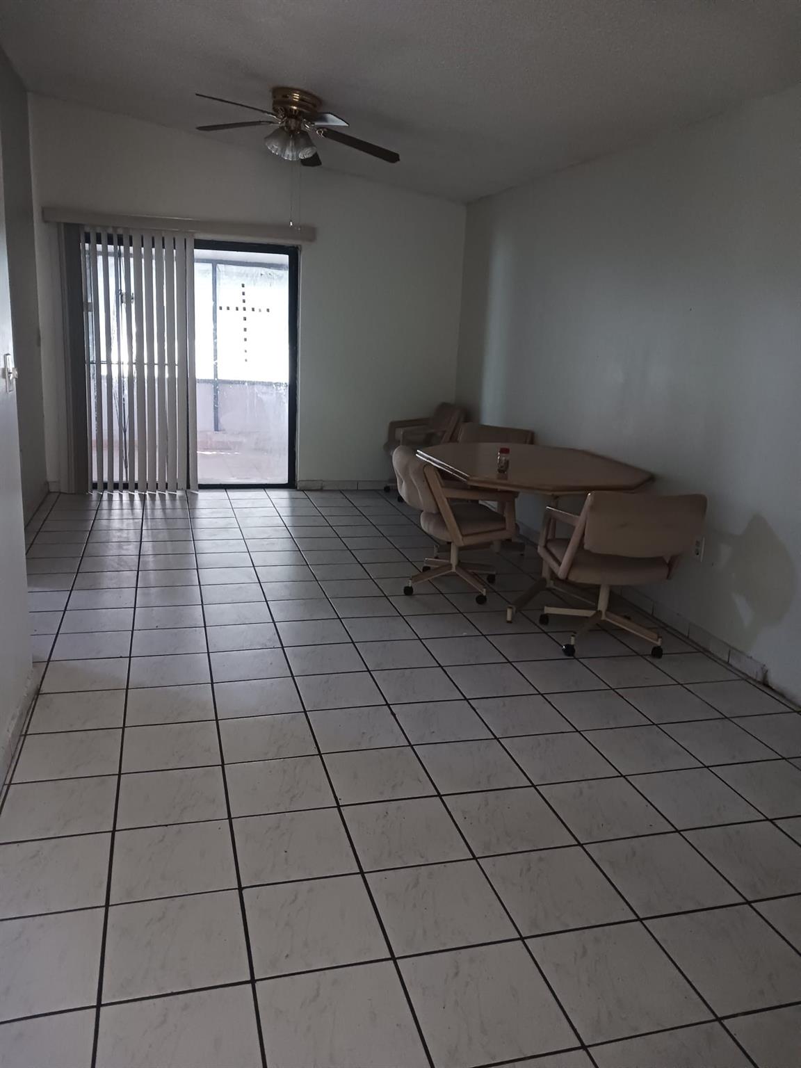8808 NW 112th Ter