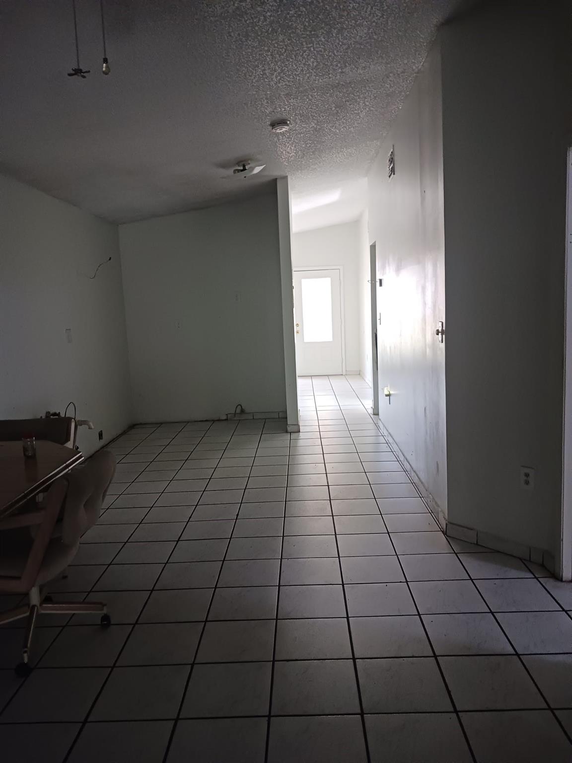8808 NW 112th Ter