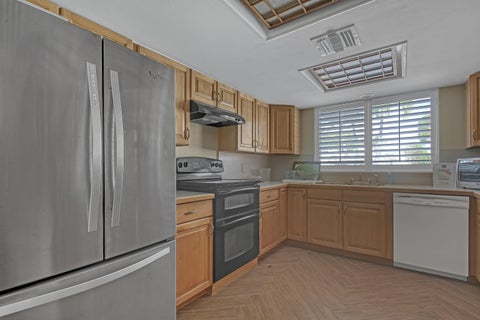 Tiny photo for 1030 SUGAR SANDS Boulevard #372, Singer Island, FL 33404 (MLS # B26090619)