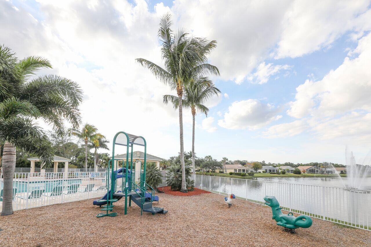 LAKEFOREST AT ST LUCIE WE - Residential Lease