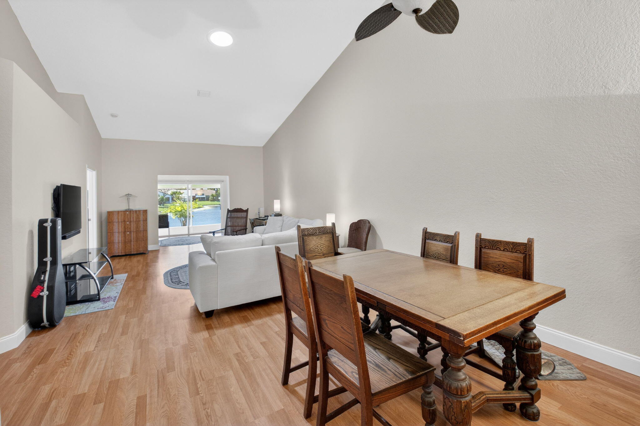 FLORAL LAKES PH 3 AND 4 - Residential