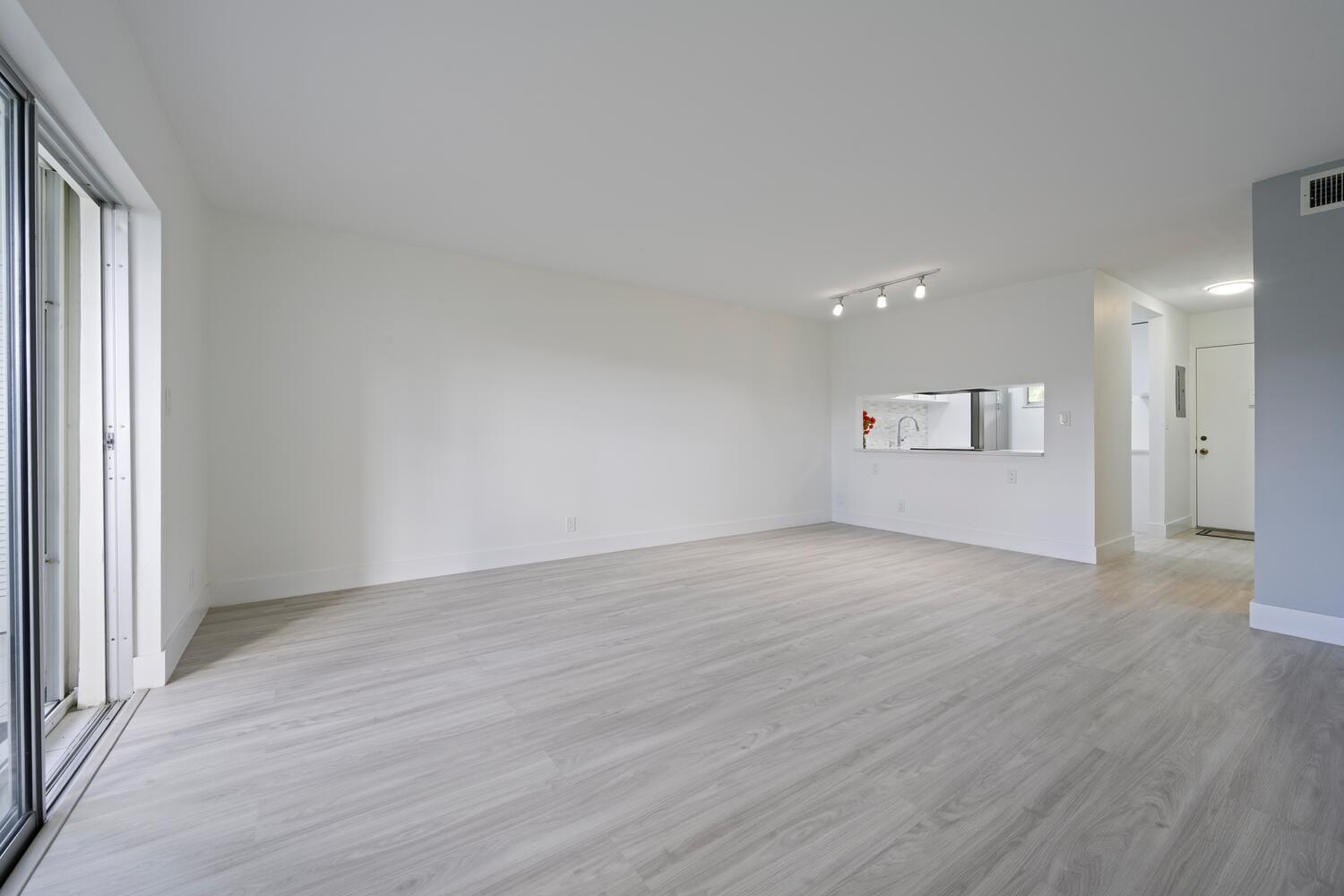 LAKE CLARKE GARDENS CONDO - Residential