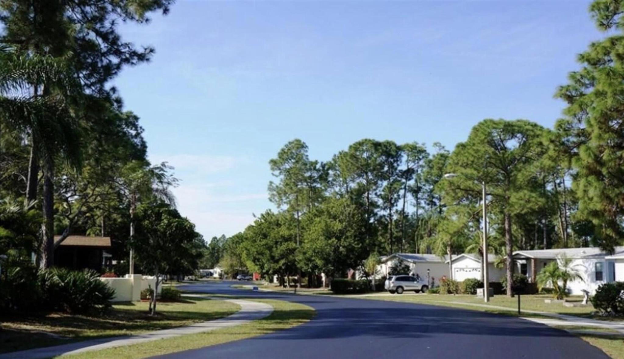 Lake Fairways Country Clu - Residential Lease
