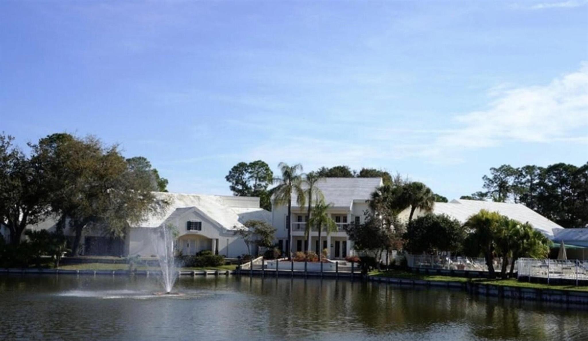 Lake Fairways Country Clu - Residential Lease