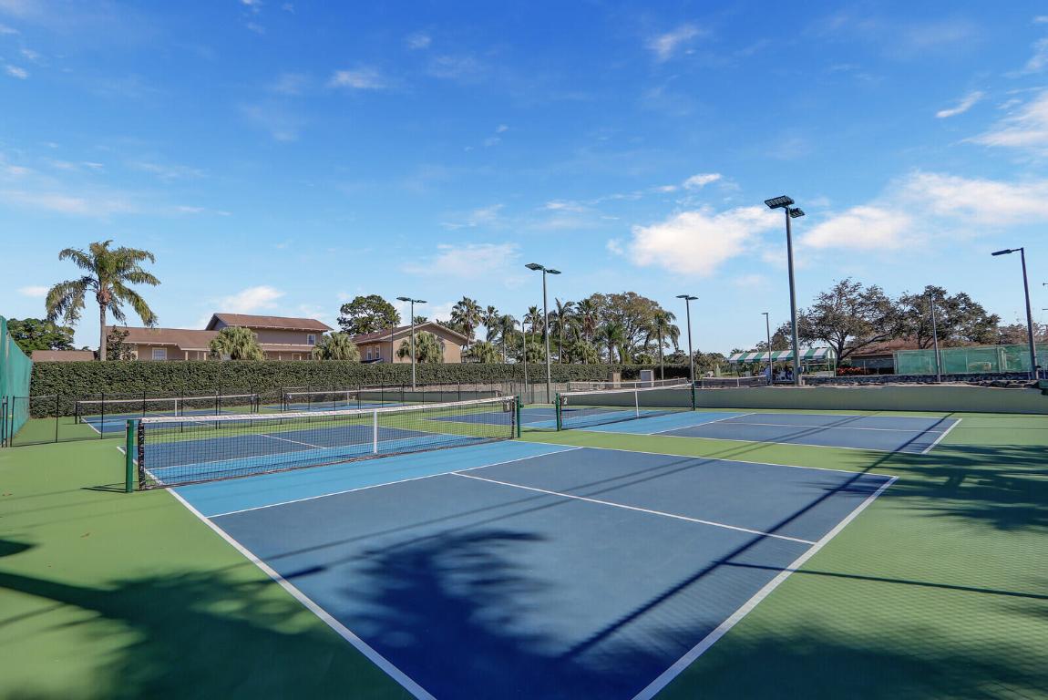 RIVERBEND - Residential