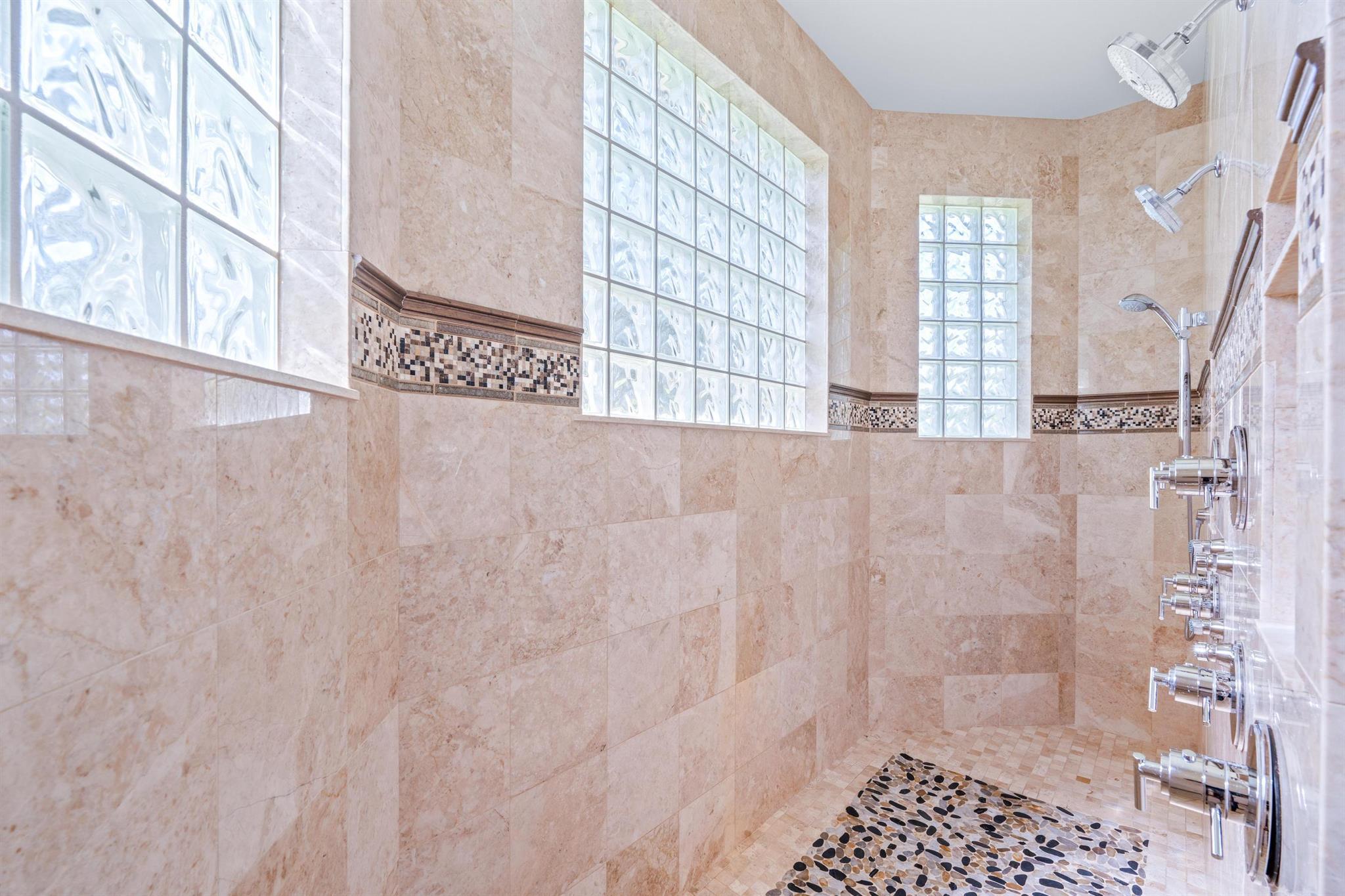 PADDOCK PARK NO 2 OF WELL - Residential