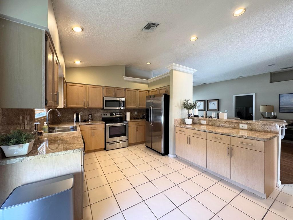 Photo of 13297 Emerald View Court, Wellington, FL 33414 (MLS # B26022032)