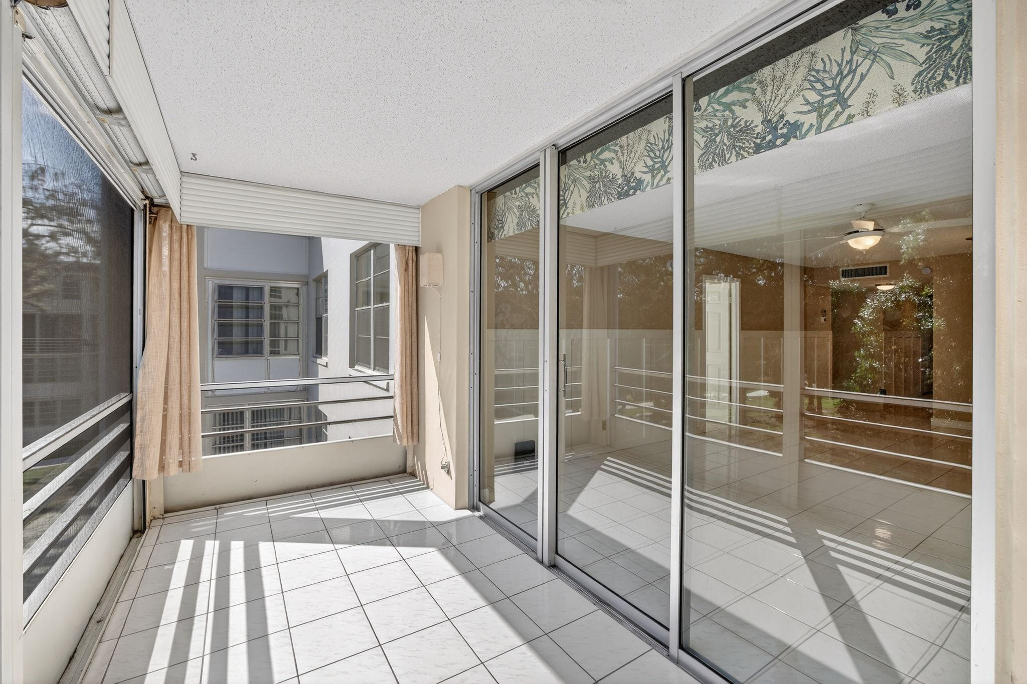 CYPRESS CHASE CONDO - Residential