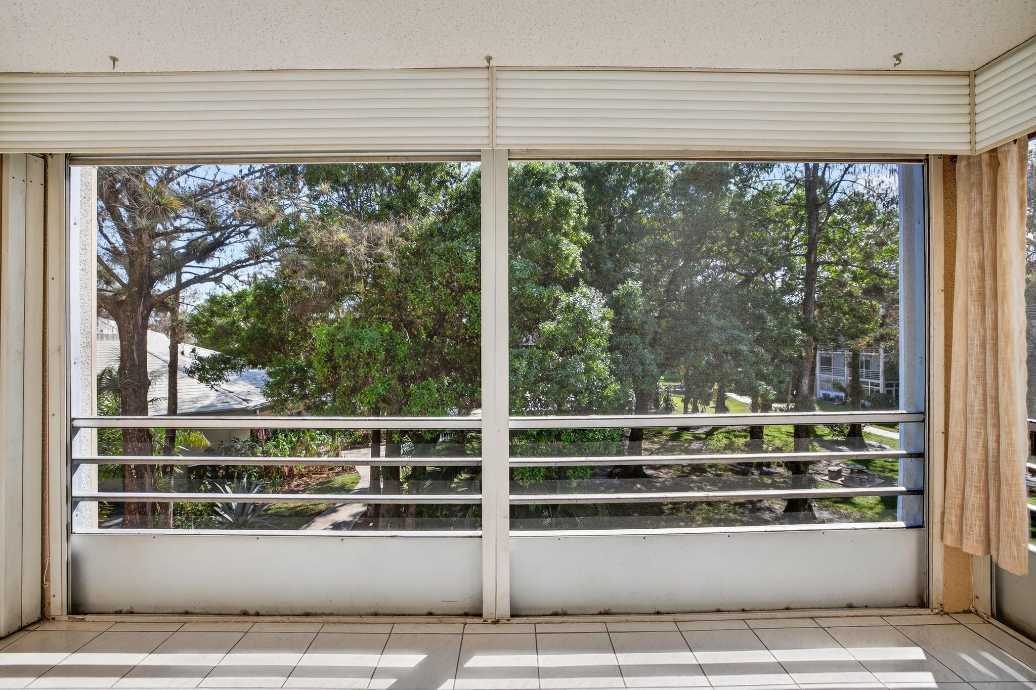 CYPRESS CHASE CONDO - Residential