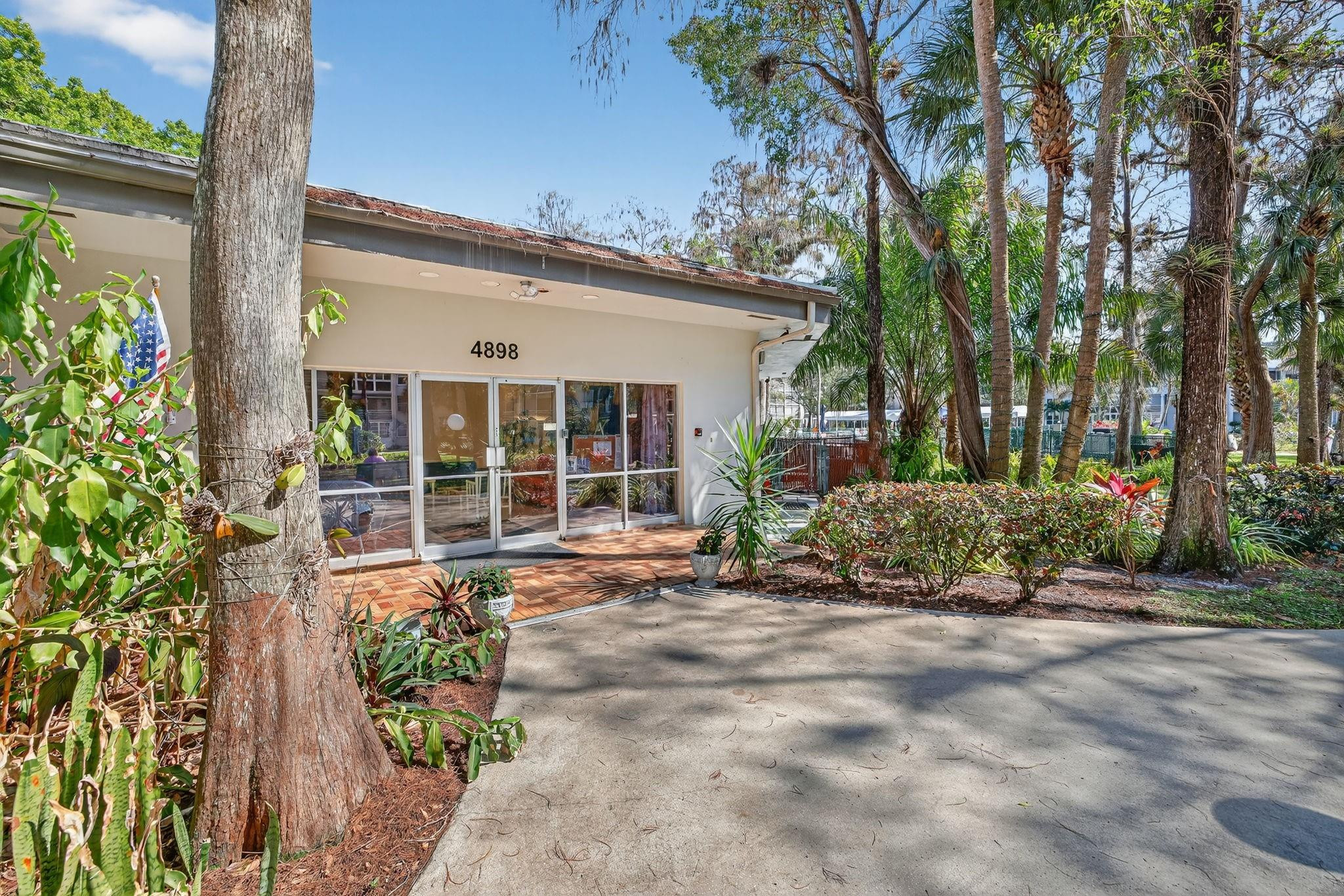 CYPRESS CHASE CONDO - Residential