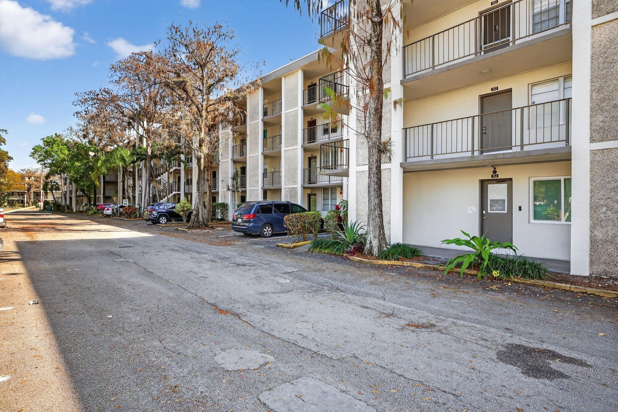 CYPRESS CHASE CONDO - Residential