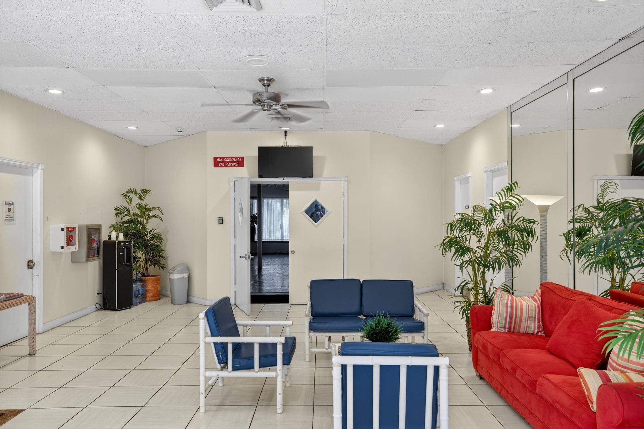 CYPRESS CHASE CONDO - Residential