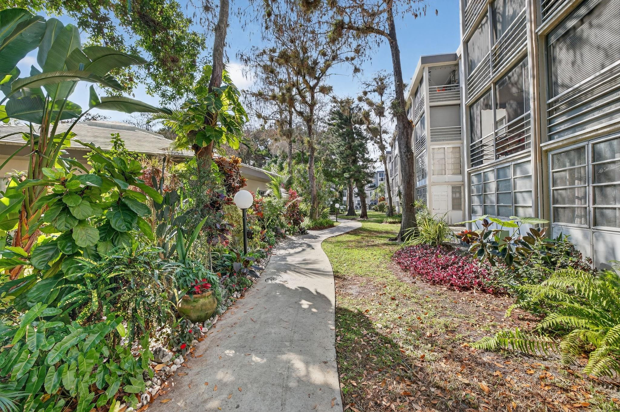 CYPRESS CHASE CONDO - Residential