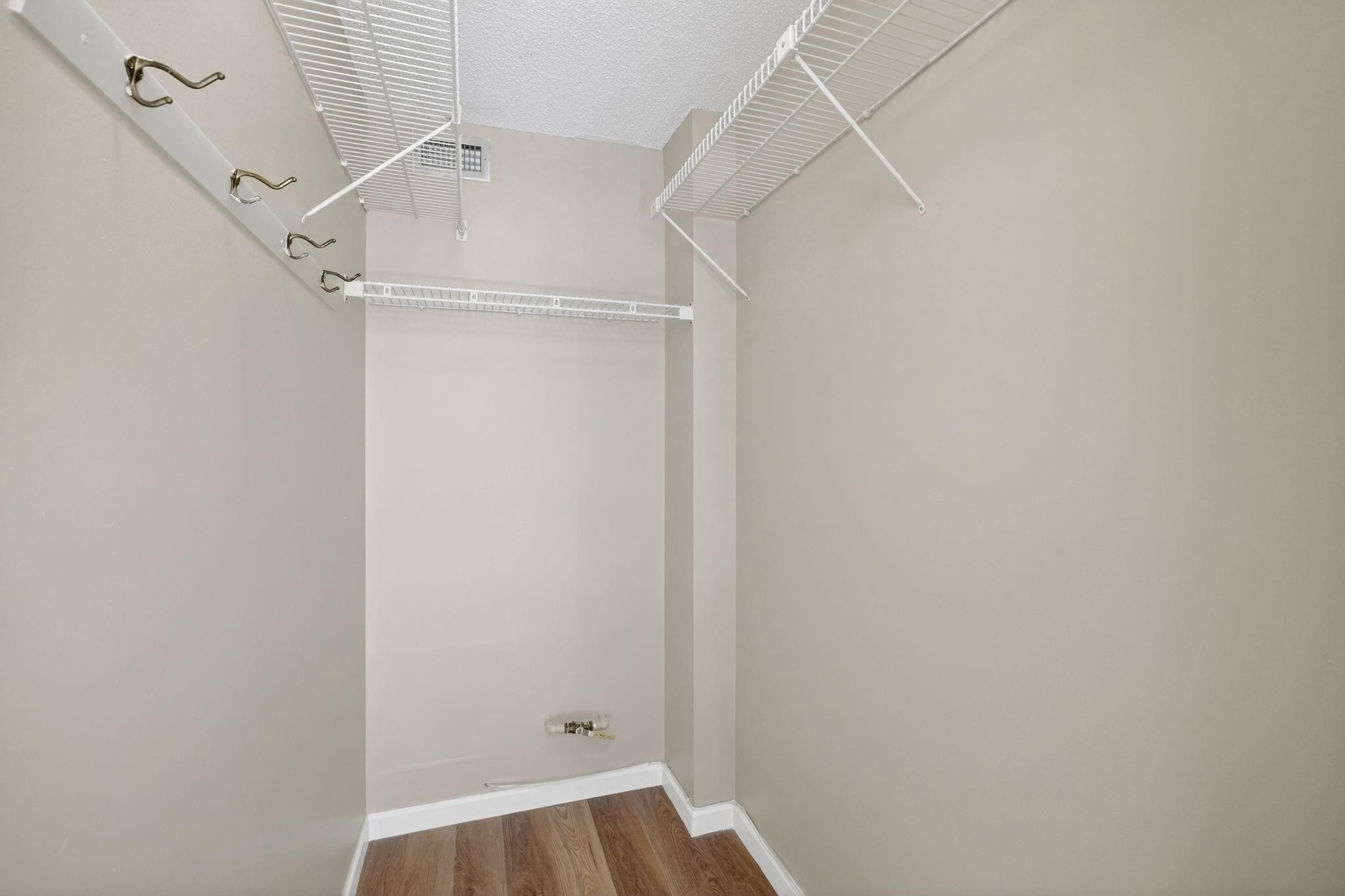 CYPRESS CHASE CONDO - Residential