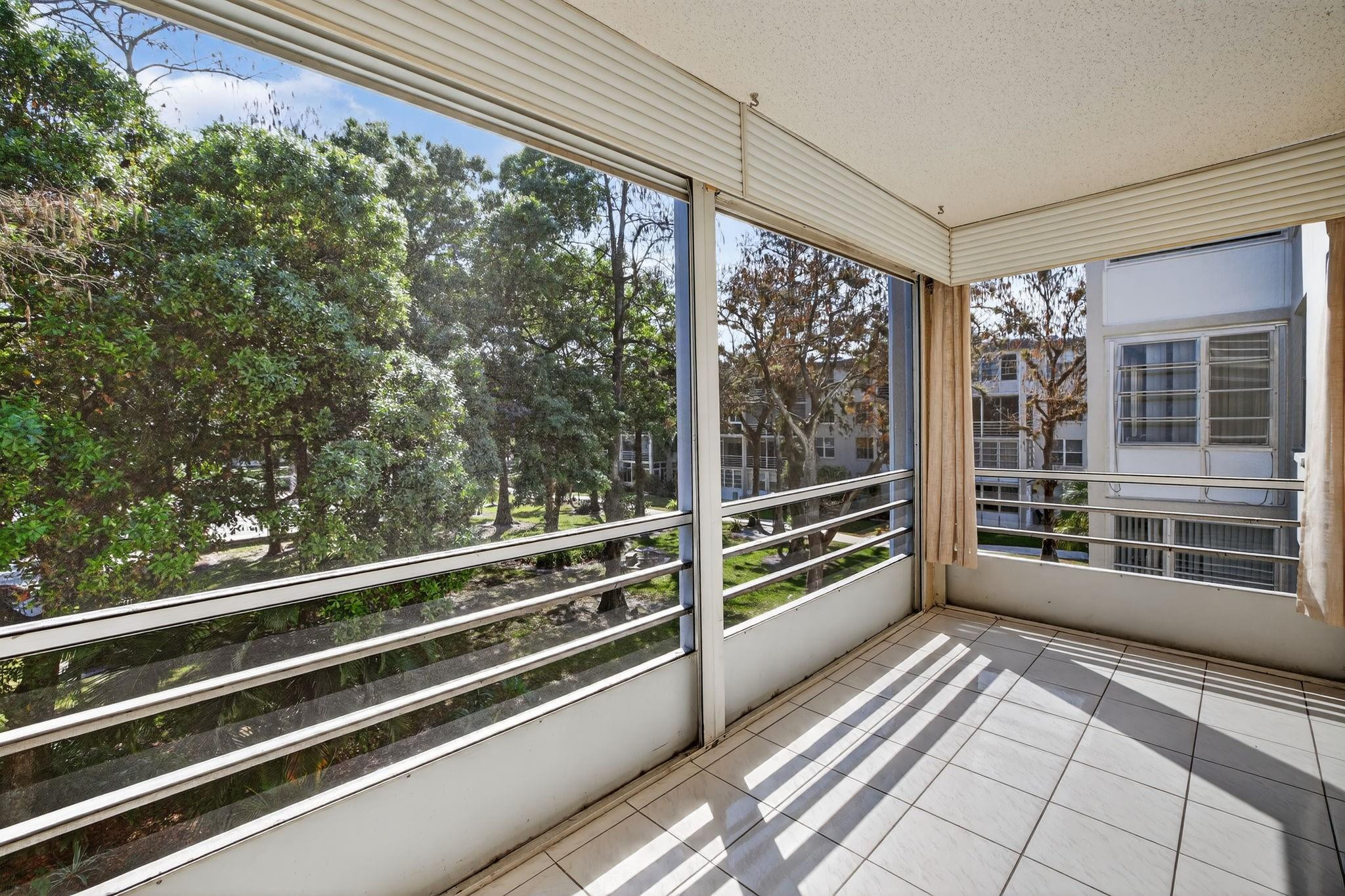 CYPRESS CHASE CONDO - Residential