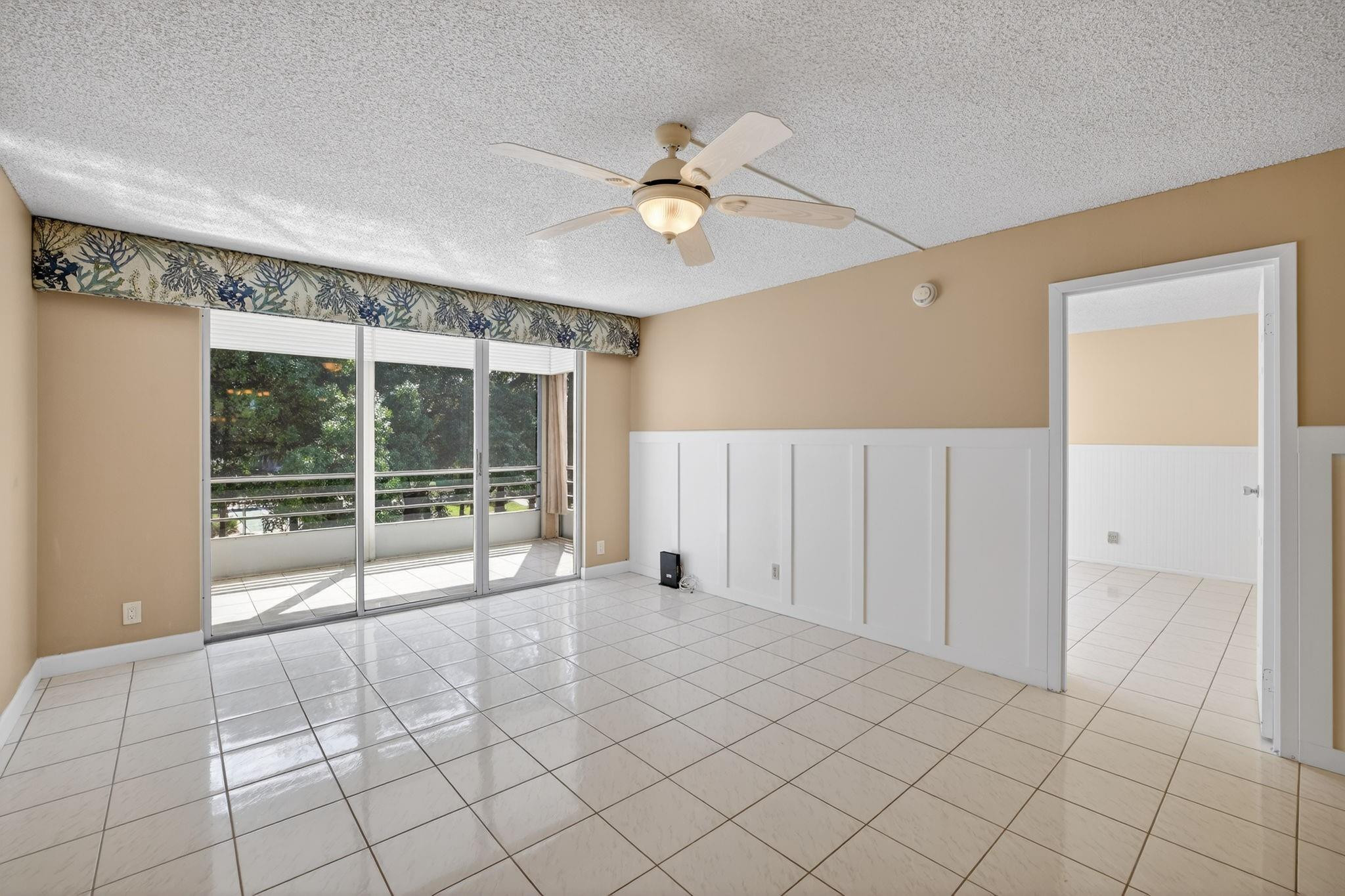 CYPRESS CHASE CONDO - Residential