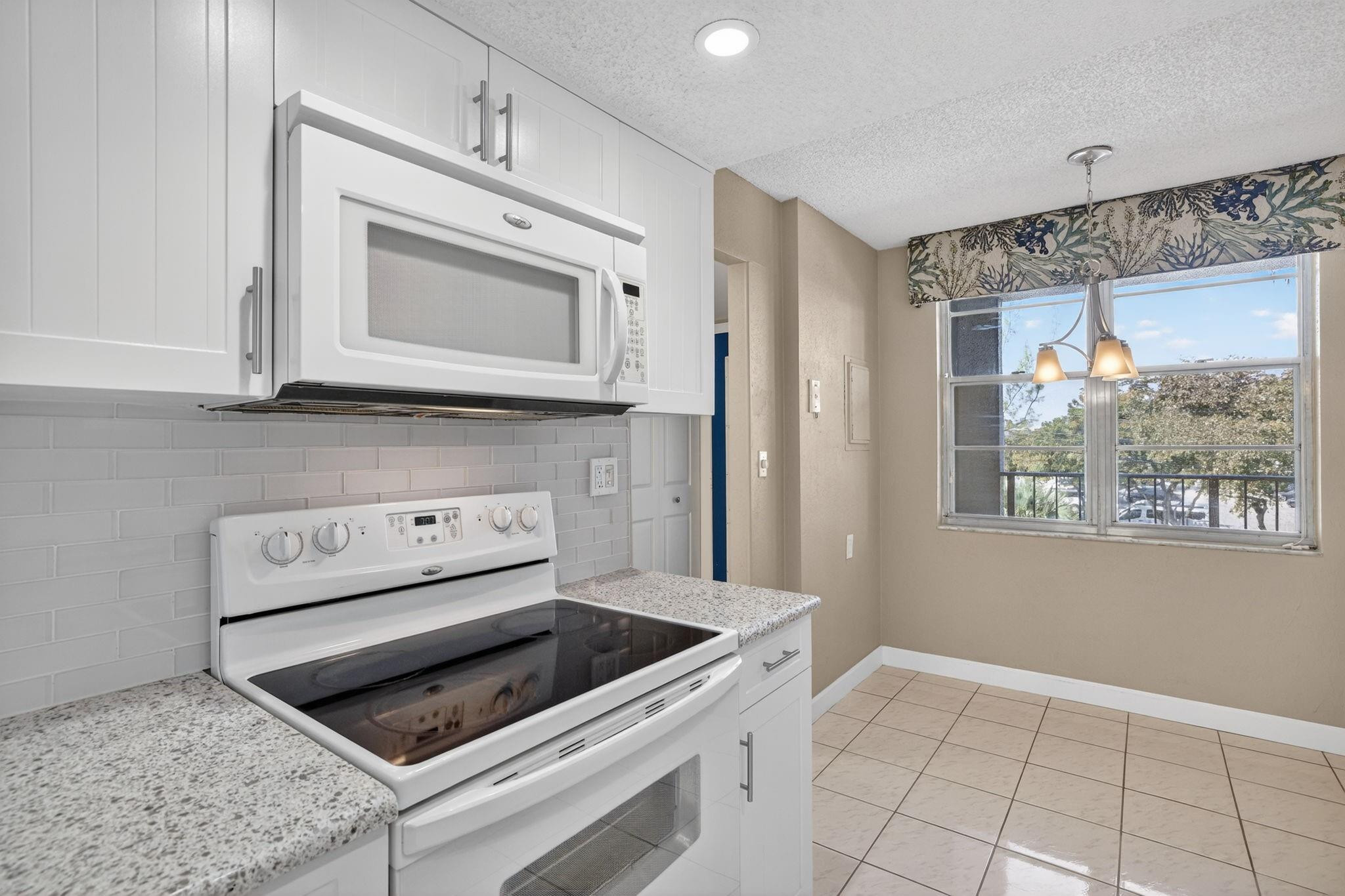 CYPRESS CHASE CONDO - Residential