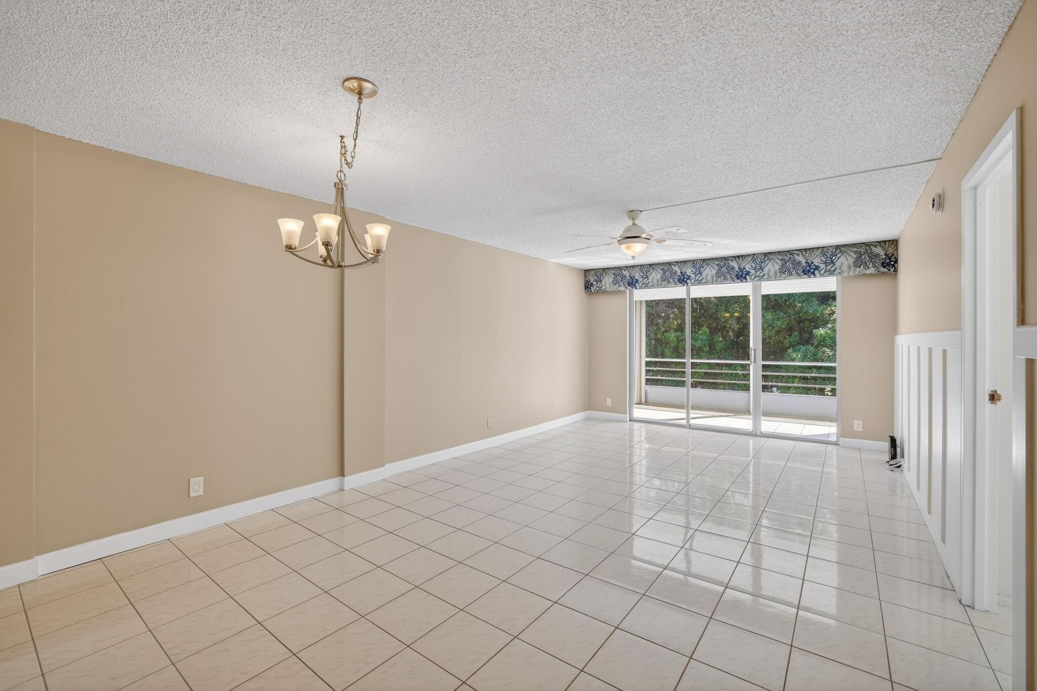 CYPRESS CHASE CONDO - Residential