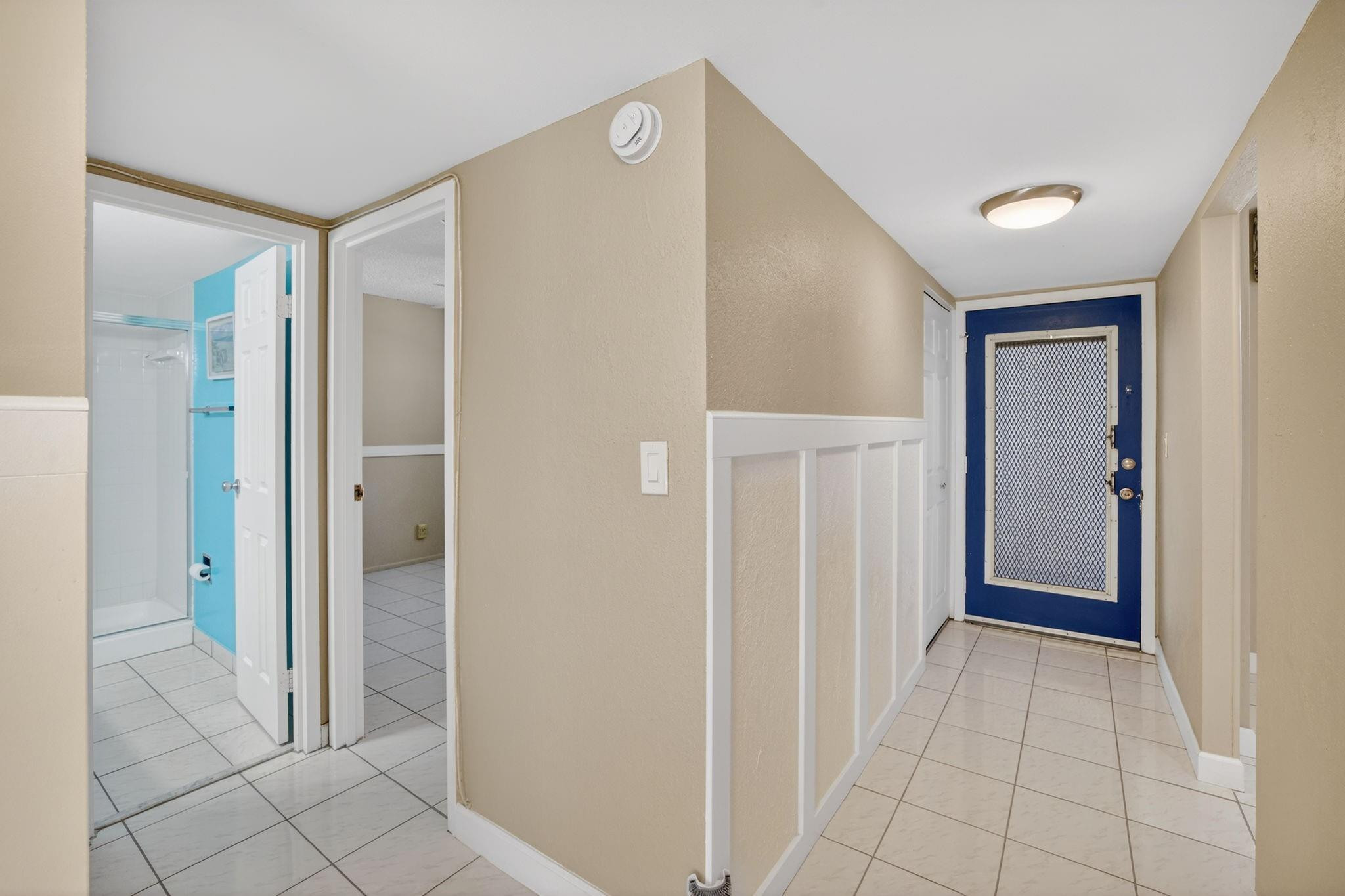 CYPRESS CHASE CONDO - Residential