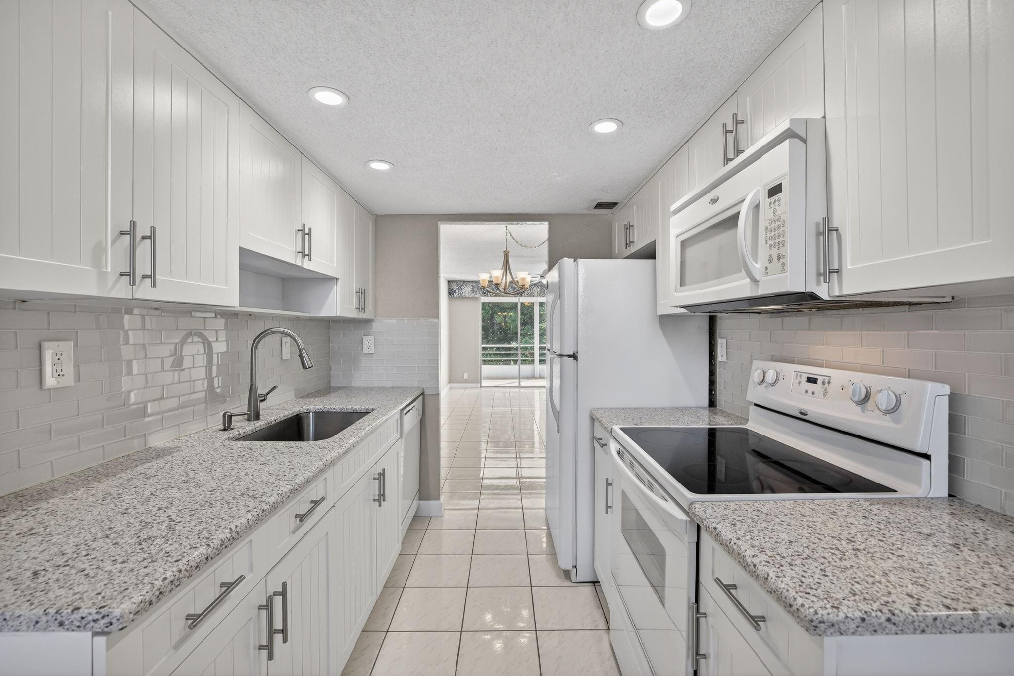 CYPRESS CHASE CONDO - Residential