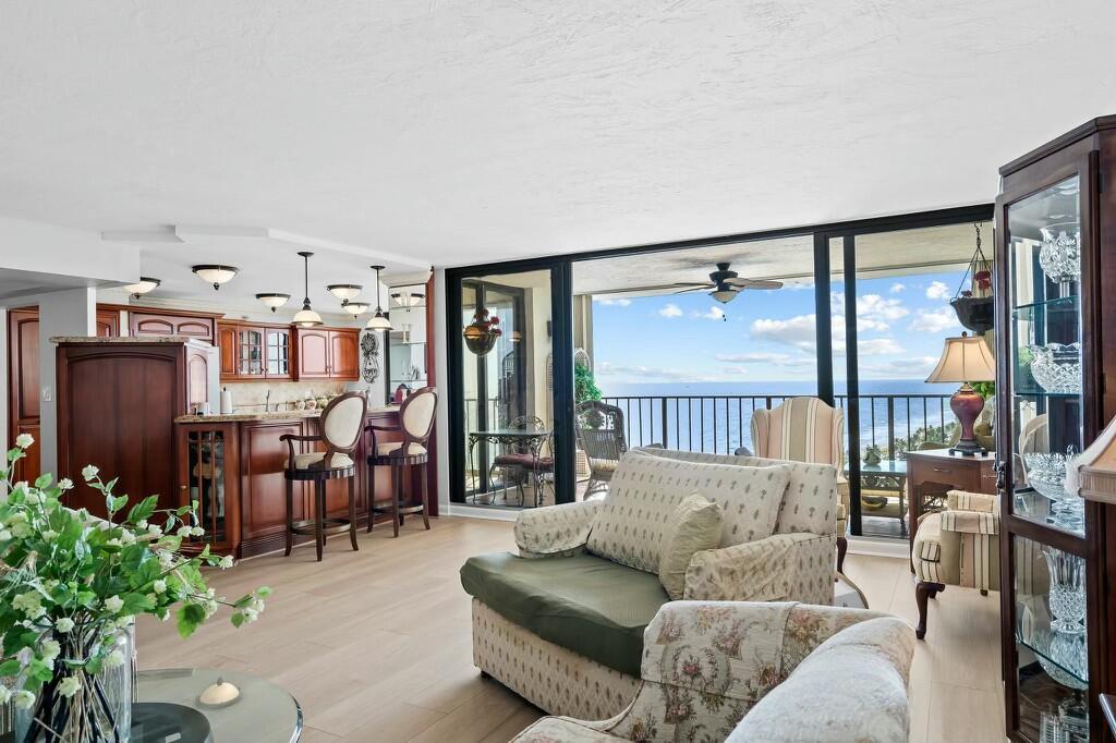 1901 N Ocean Boulevard Penthouse B Phb