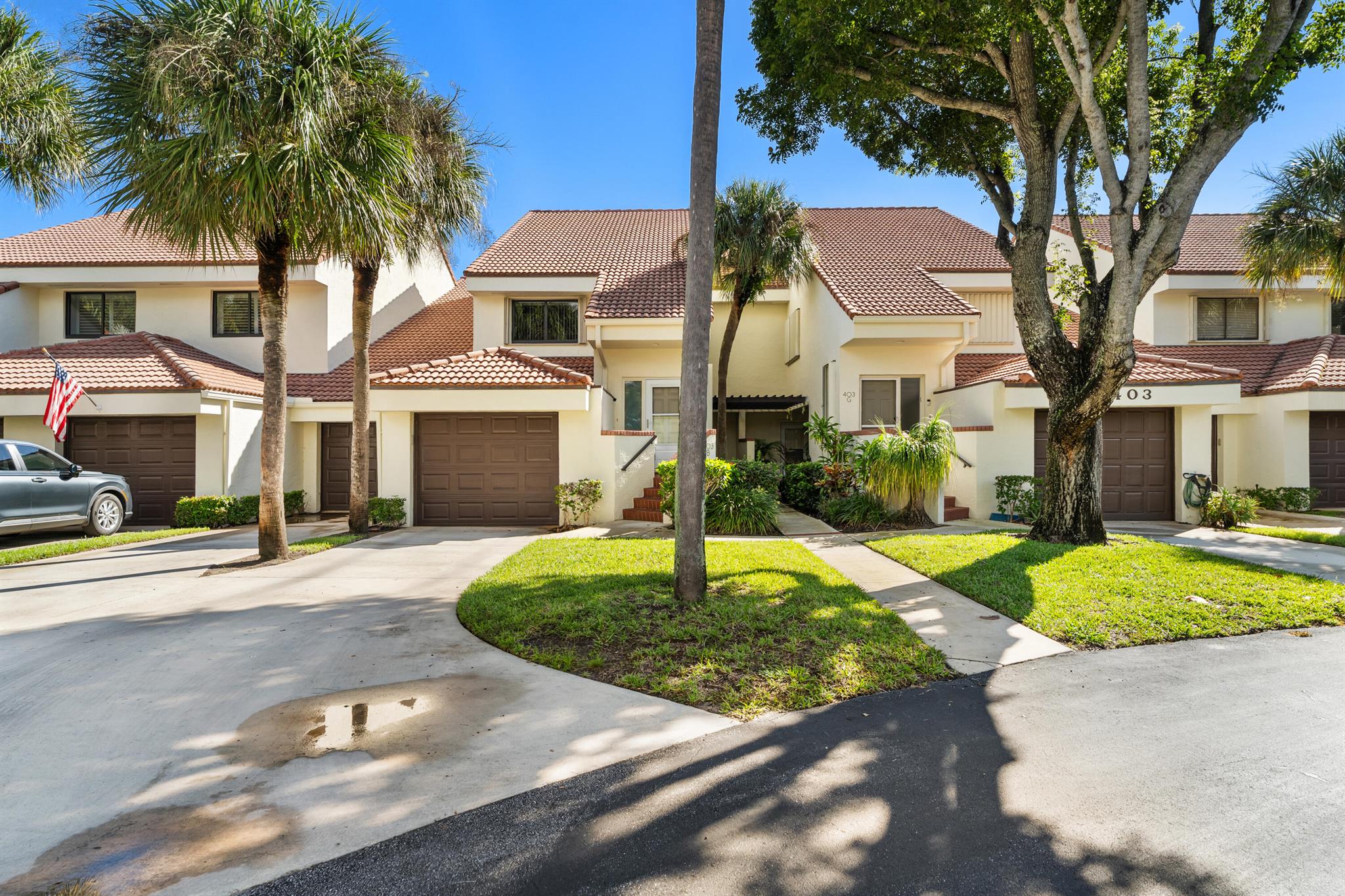 SEA OATS OF JUNO BEACH CO - Residential Lease
