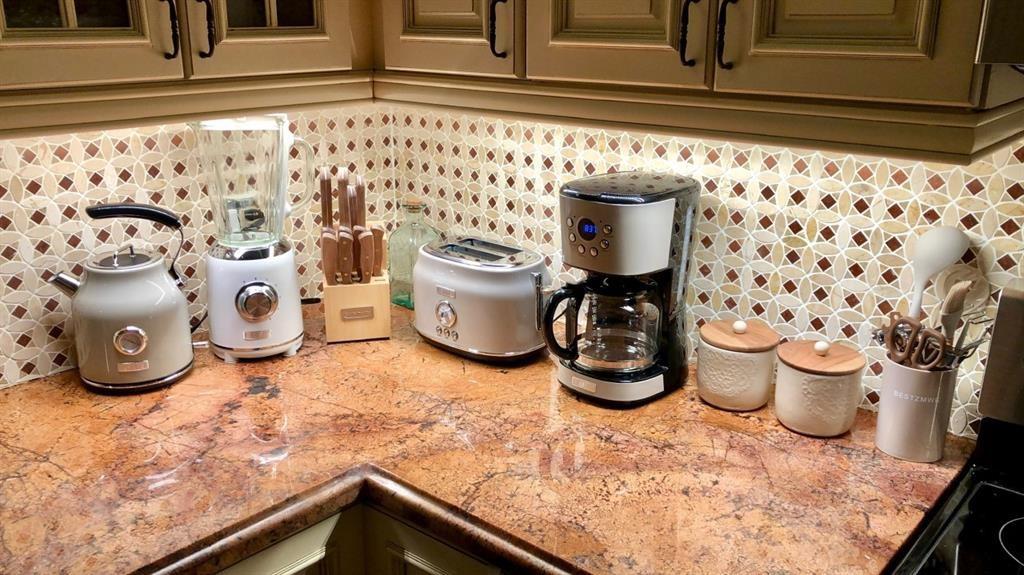 Connor Estates 29-38 B - Residential Lease