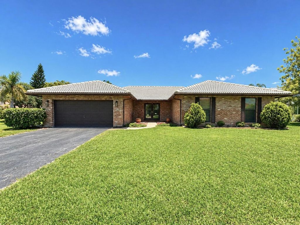 Photo of 4823 NW 91st Way, Coral Springs, FL 33067 (MLS # B26022052)