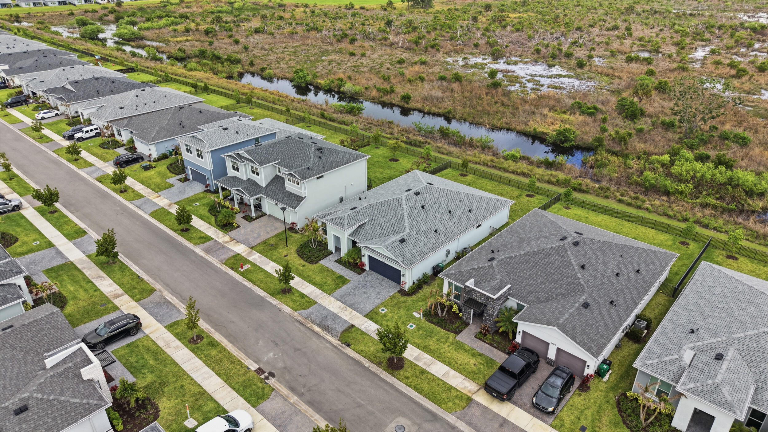 SOUTHERN GROVE PARCEL 28 REPLAT - Residential