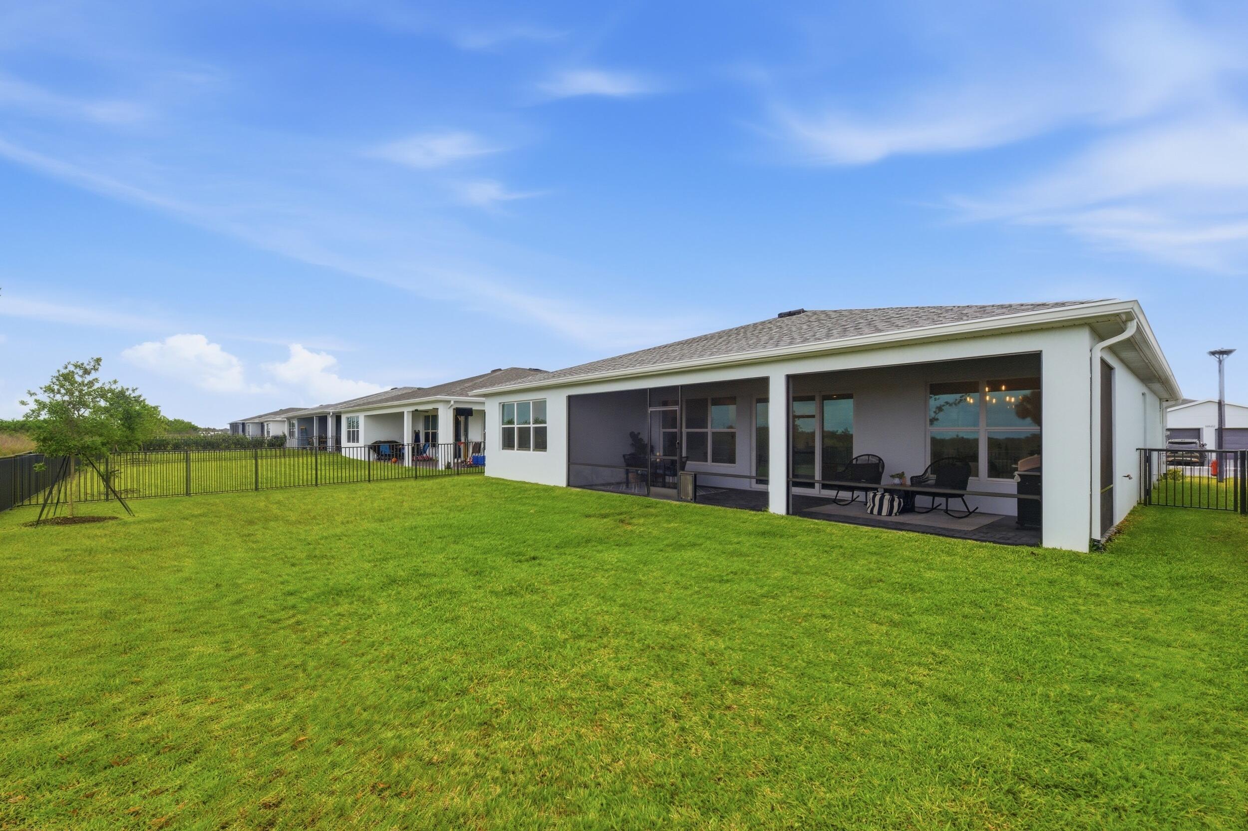 SOUTHERN GROVE PARCEL 28 REPLAT - Residential