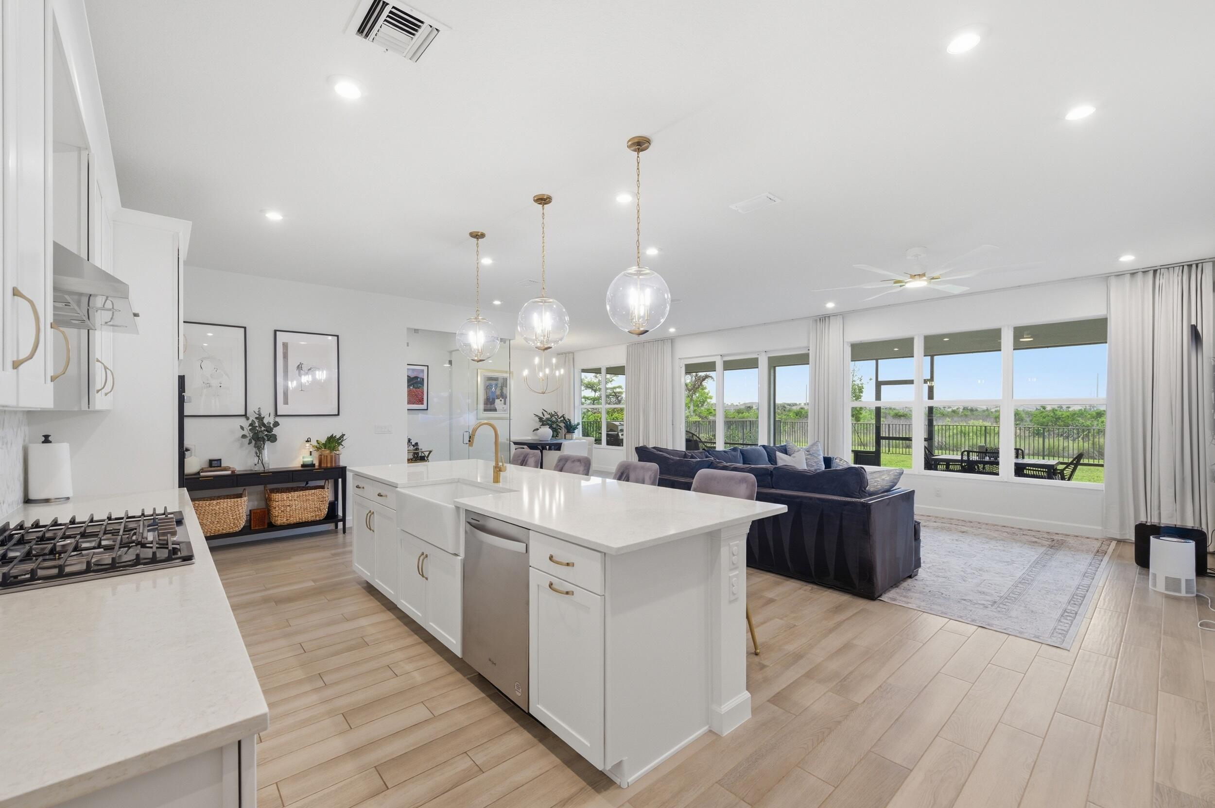 SOUTHERN GROVE PARCEL 28 REPLAT - Residential