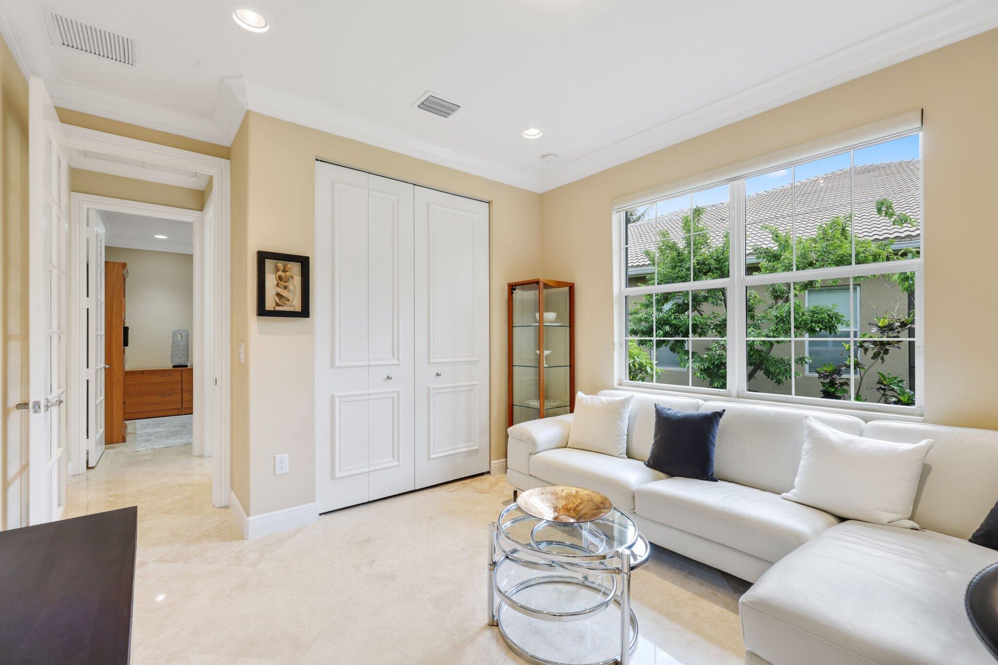 CANYON SPRINGS - Residential