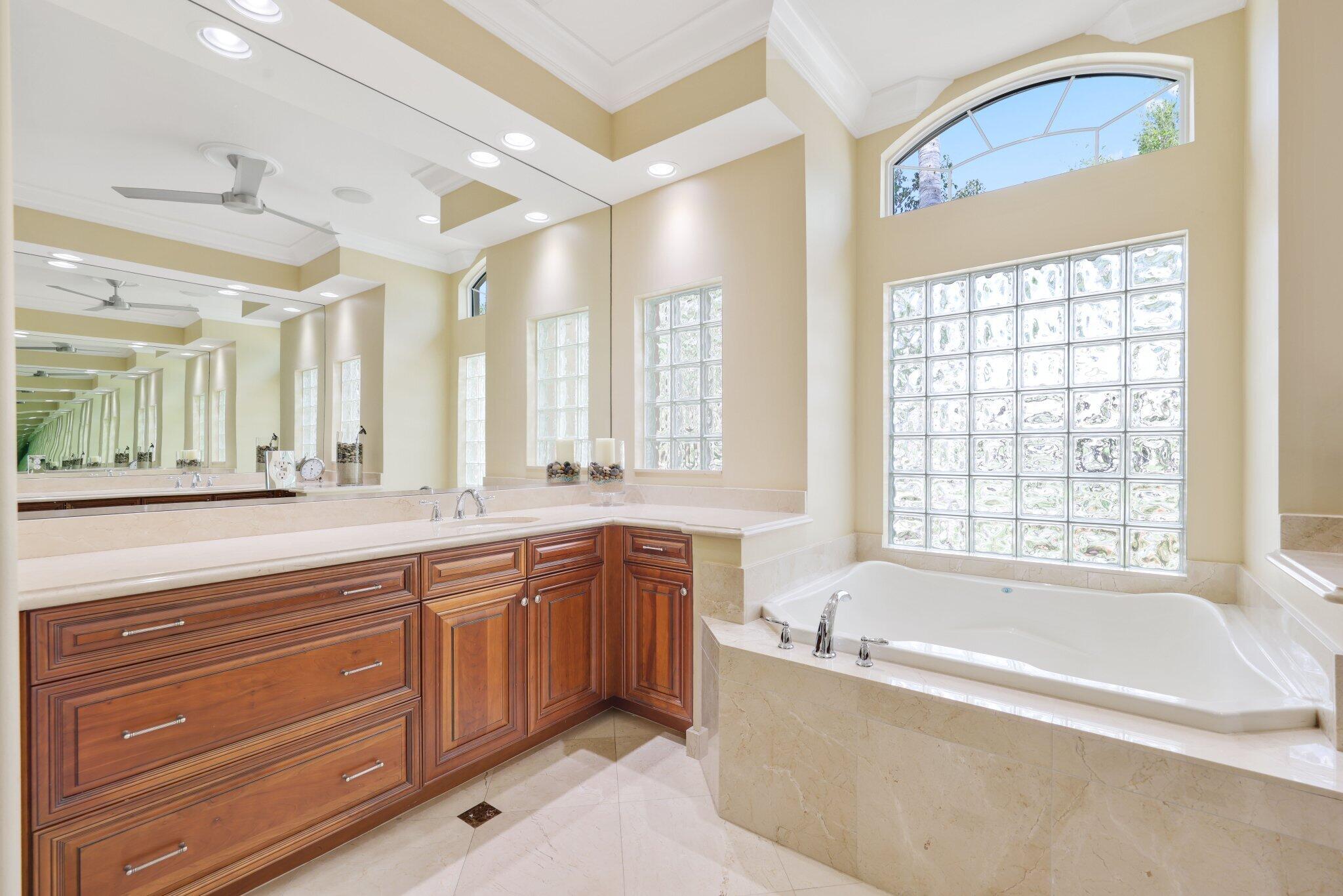 CANYON SPRINGS - Residential