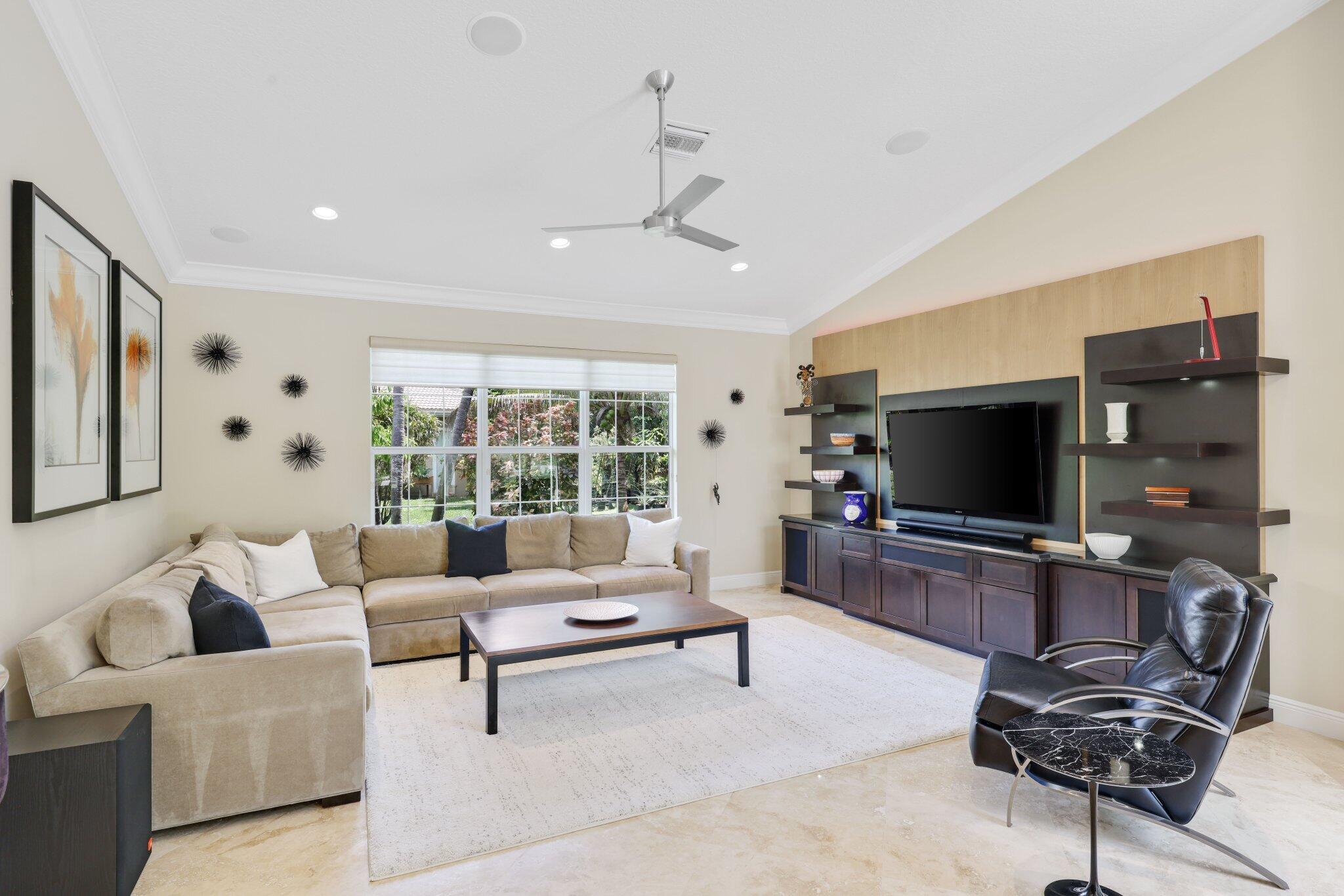 CANYON SPRINGS - Residential