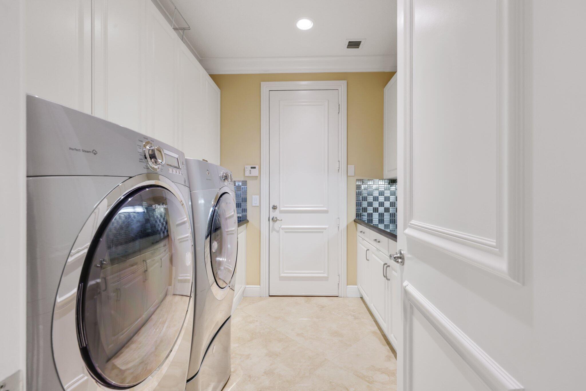 CANYON SPRINGS - Residential