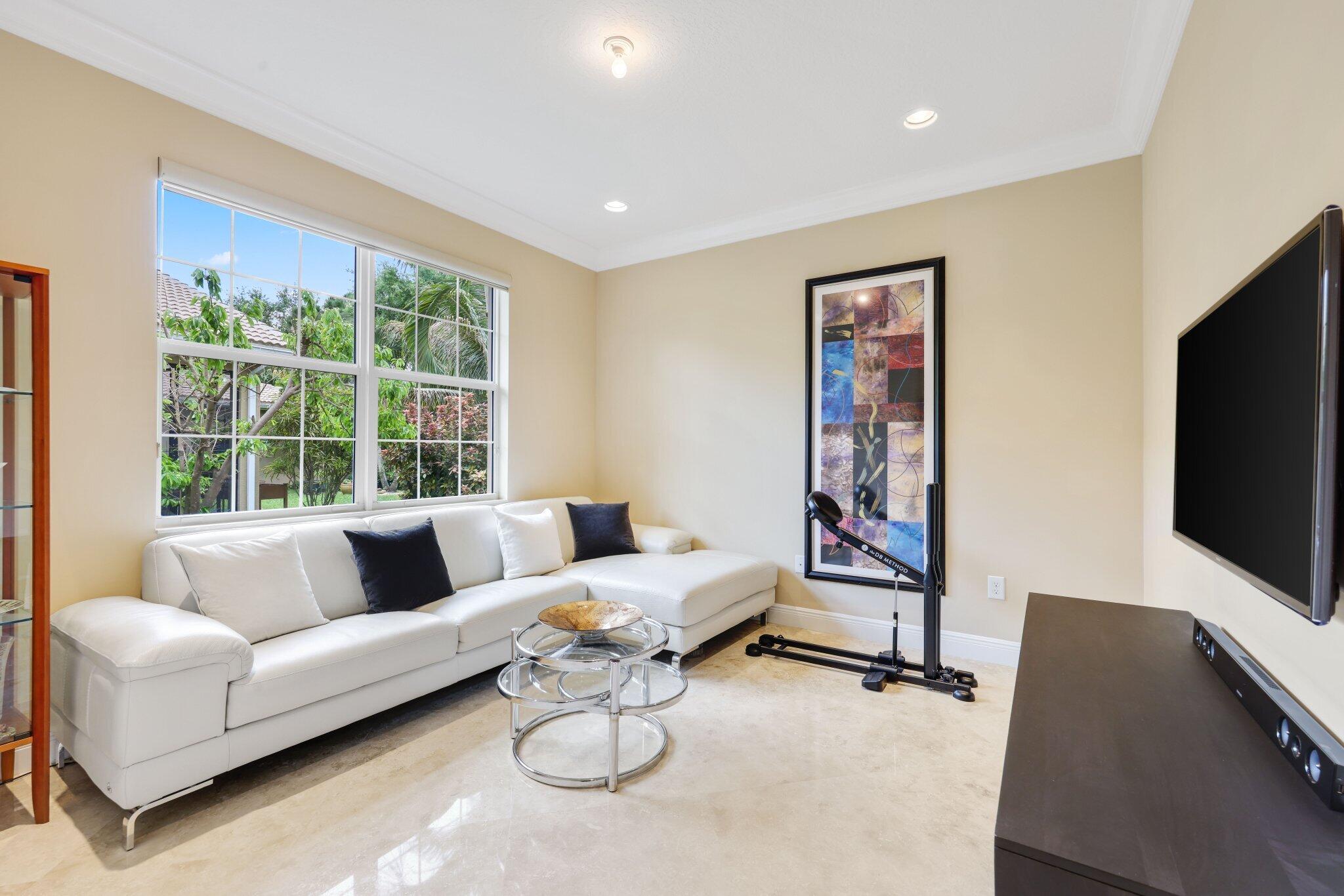 CANYON SPRINGS - Residential